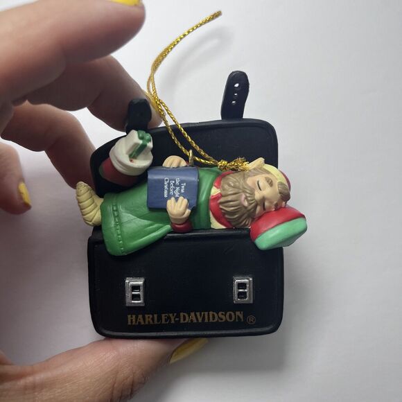RARE HARLEY DAVIDSON CHRISTMAS ORNAMENT SANTAS ELF ON A SADDLEBAG DATED 1997 VTG - Picture 10 of 14